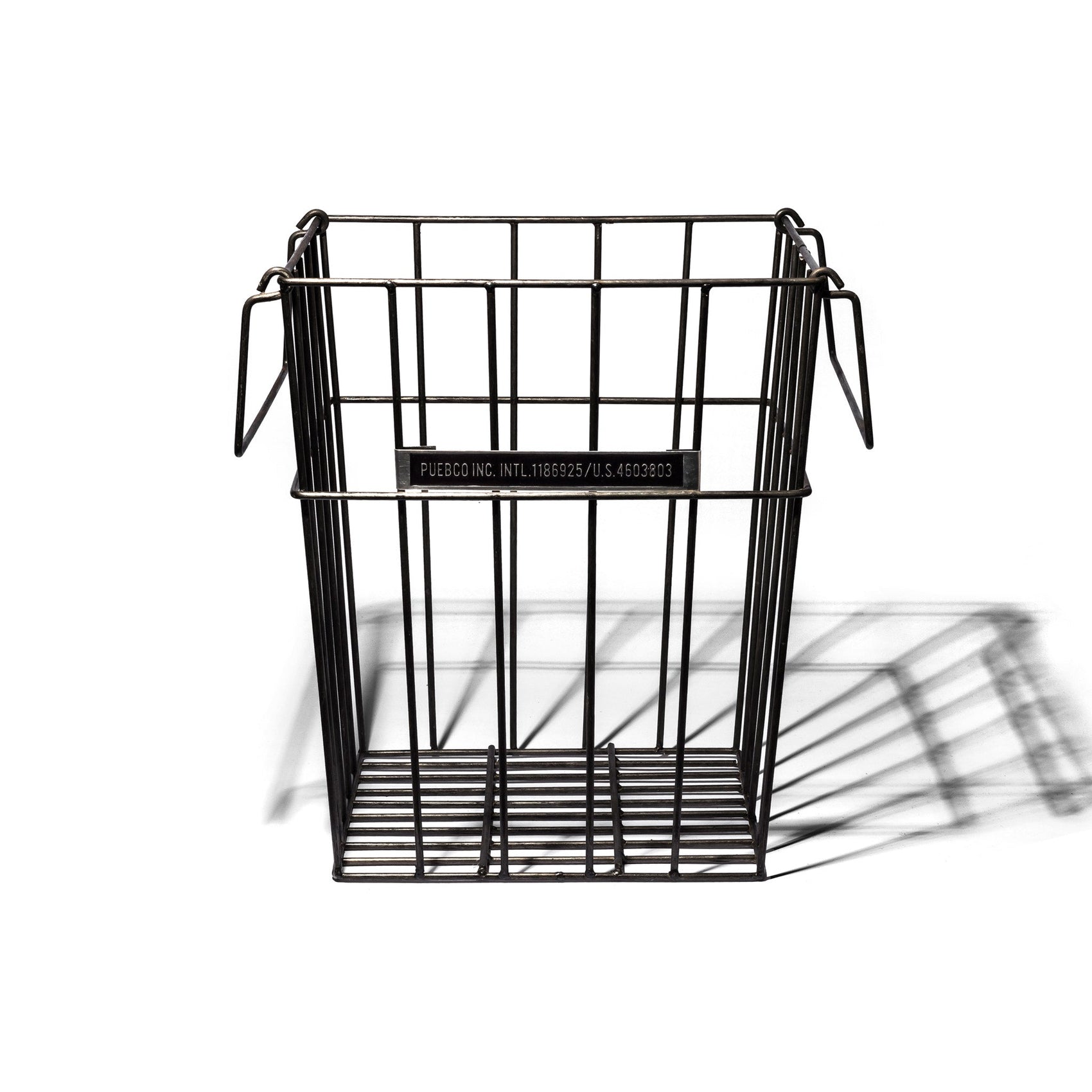 wire trashcan design by puebco 1