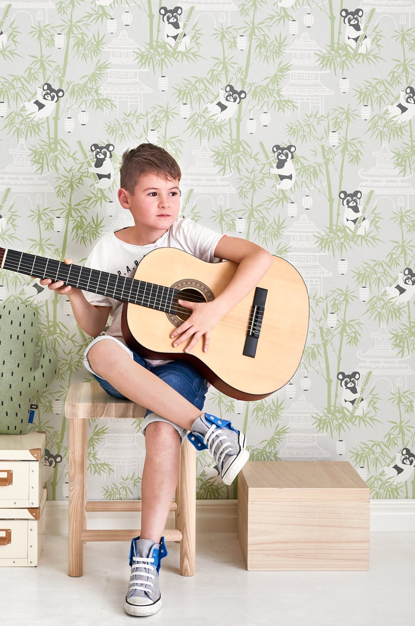 Bambu Grey Wallpaper by Majvillan