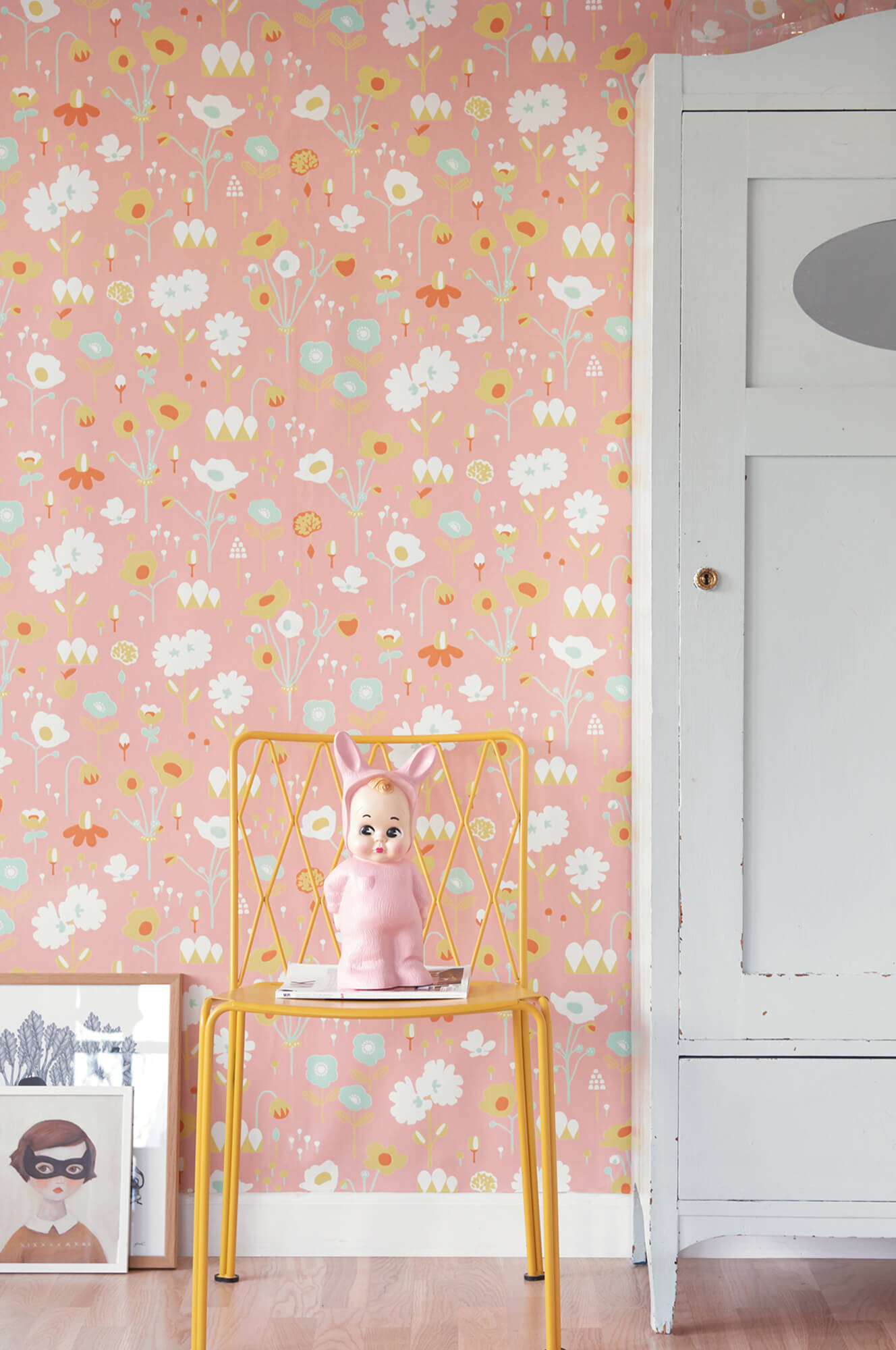 Bloom Pink Wallpaper by Majvillan