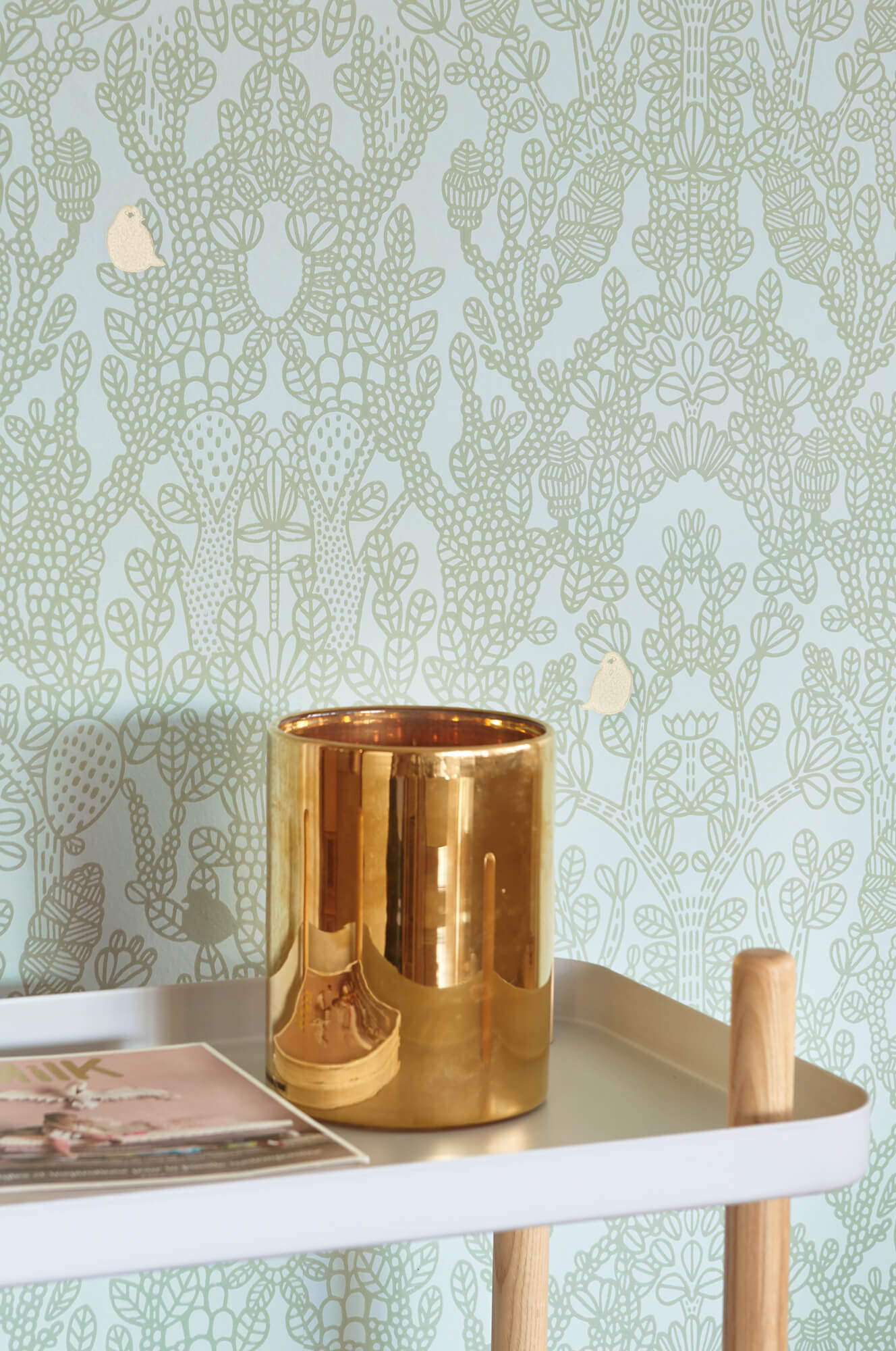 Amelie Green Wallpaper by Majvillan