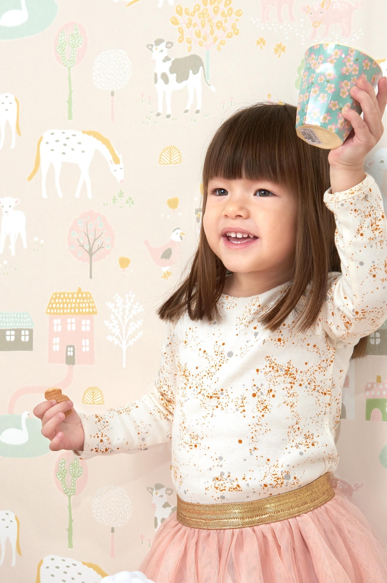 My Farm Soft Pink Wallpaper by Majvillan