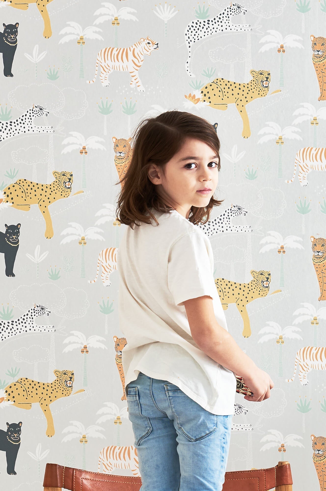 Black Panther Light Grey Wallpaper by Majvillan