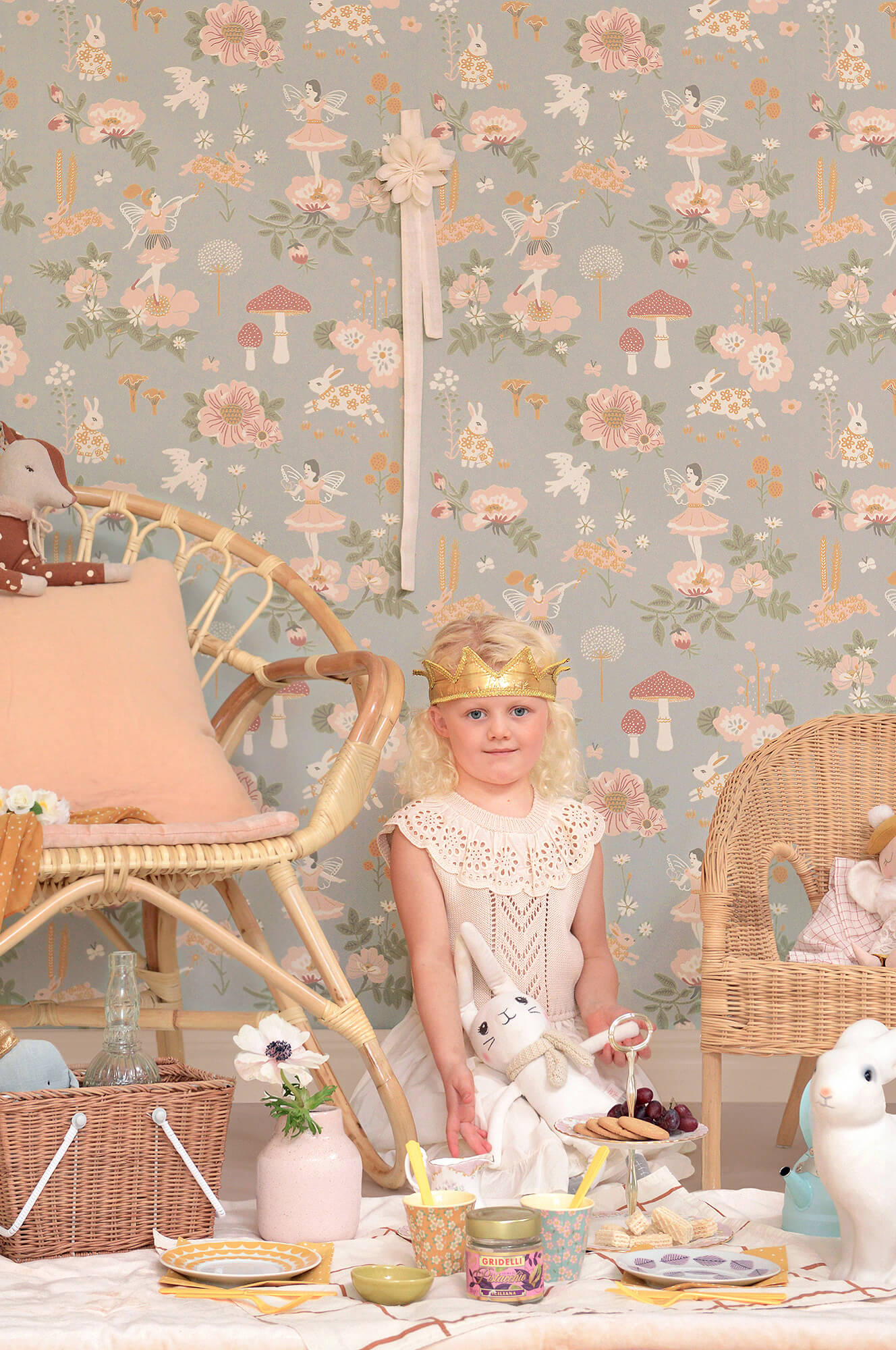 Old Garden Gentle Blue-Grey Wallpaper by Majvillan