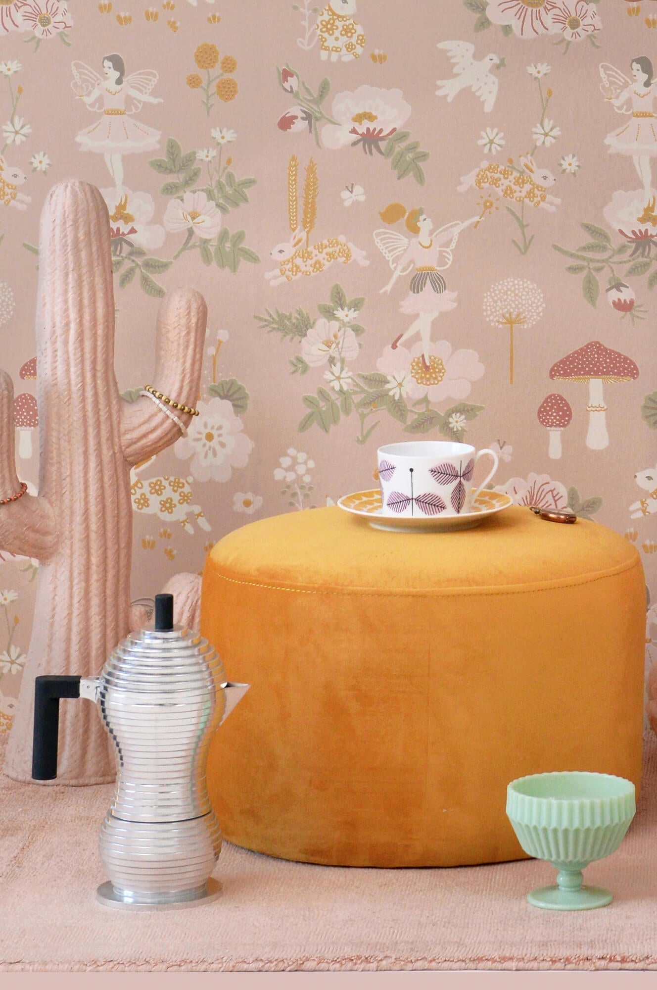 Old Garden Dusty Rose Wallpaper by Majvillan