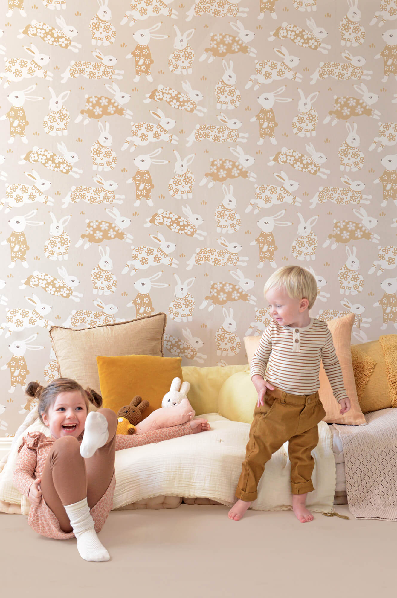 Garden Party Sandy Grey Wallpaper by Majvillan