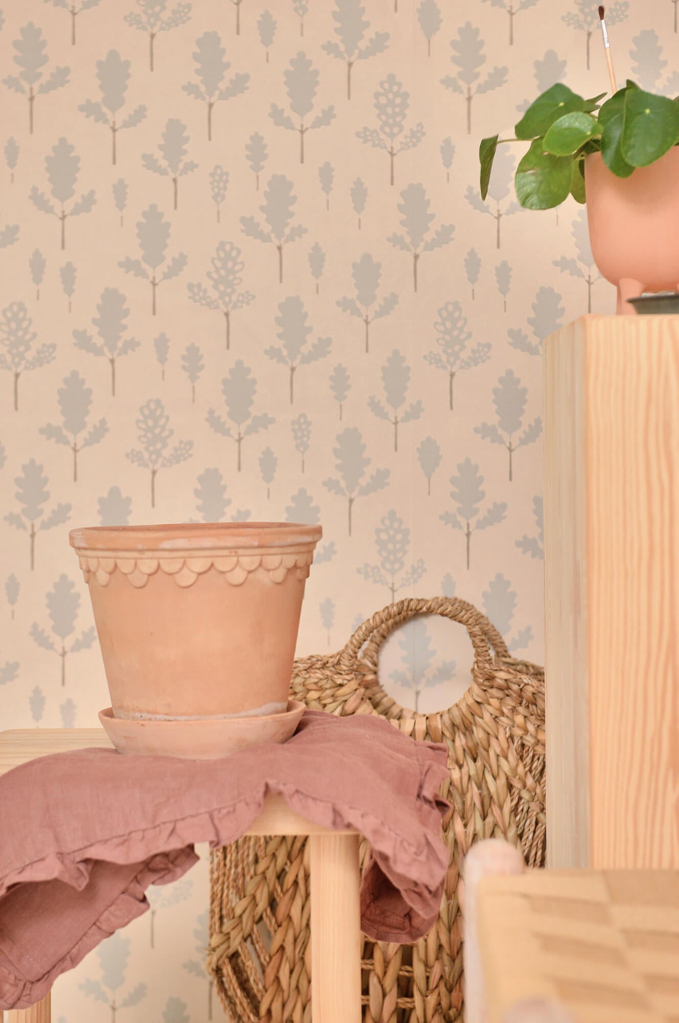 Oak Nature Beige Wallpaper by Majvillan