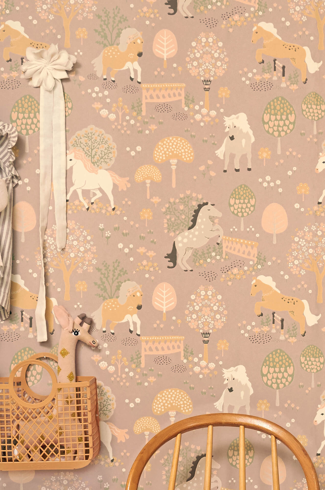 My Sweet Pony Wallpaper in Soft Lilac