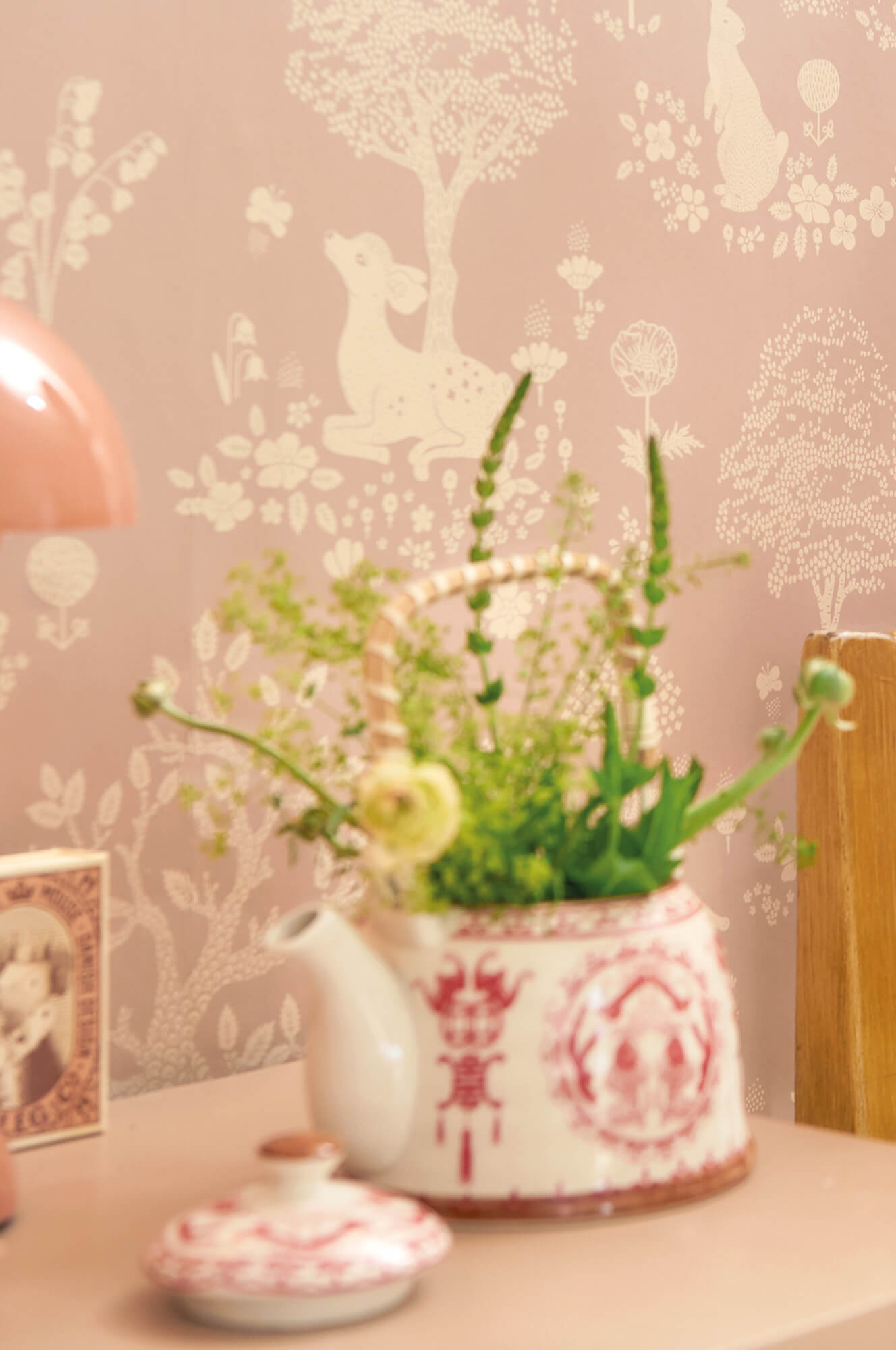 Summer Fields Wallpaper in Dreamy Lilac