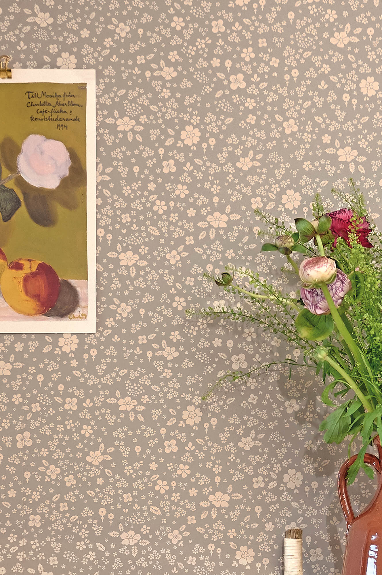 Flora Wallpaper in Dusty Blue