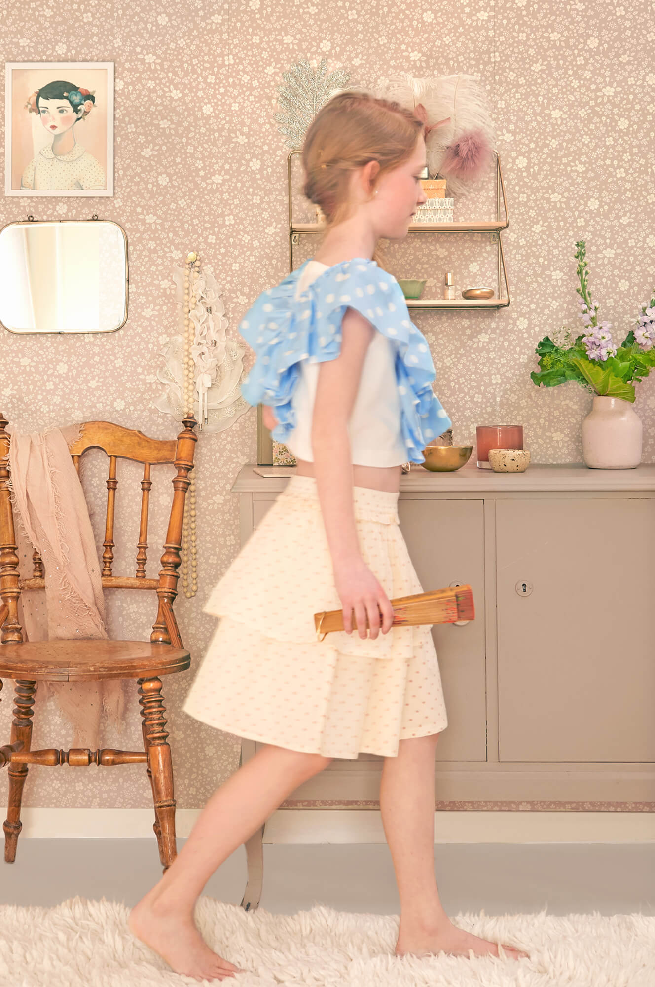 Flora Wallpaper in Dreamy Lilac