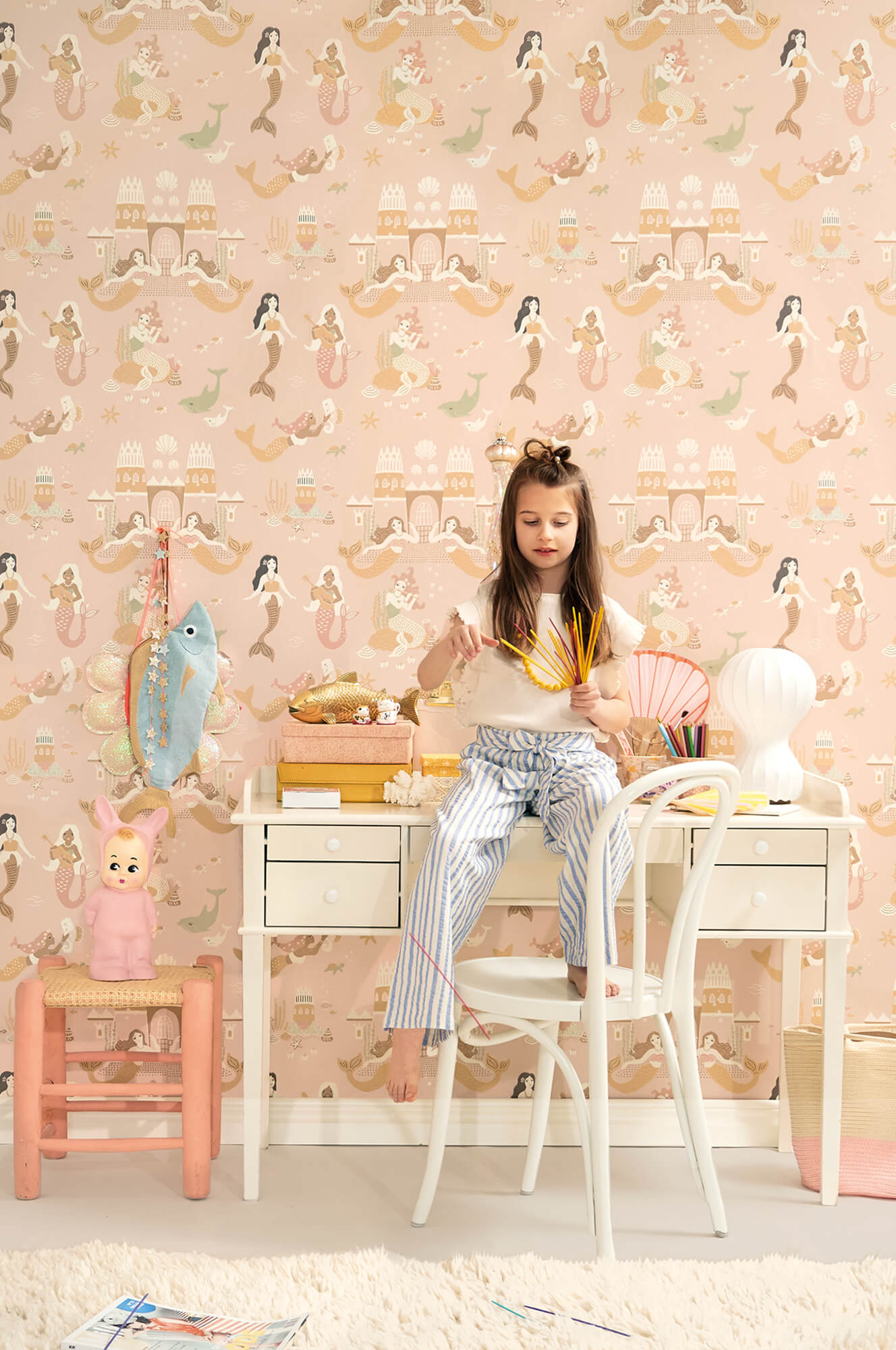 Mermaid Reef Wallpaper in Sweet Pink
