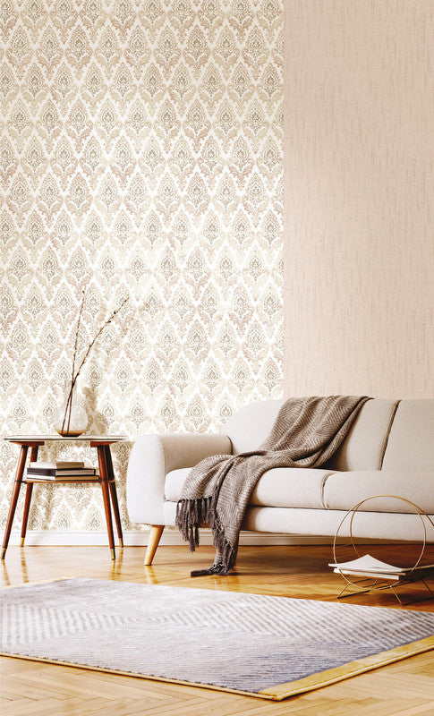 Damasco Wallpaper in Pink/Ivory