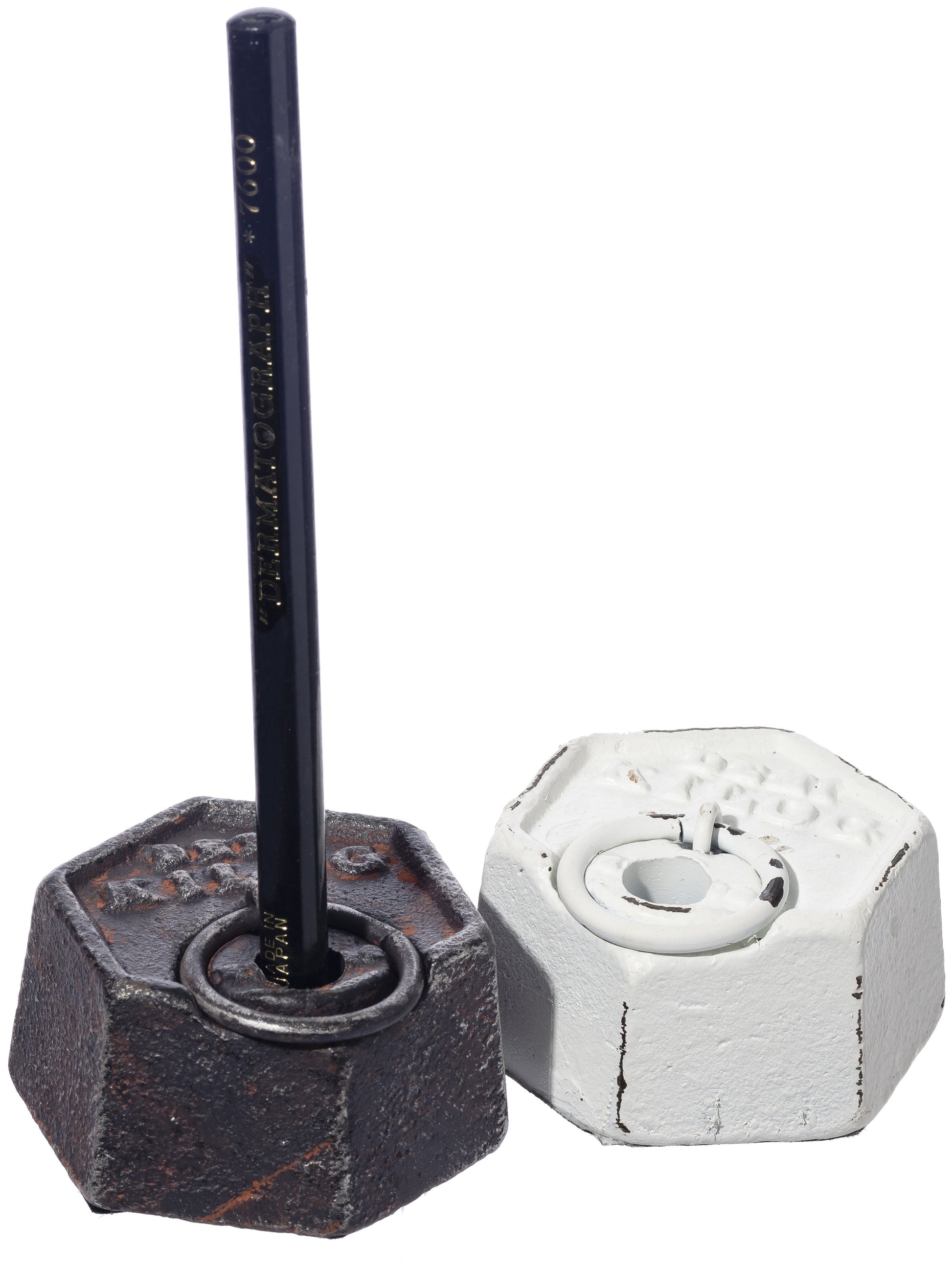 paper weight pen stand 6