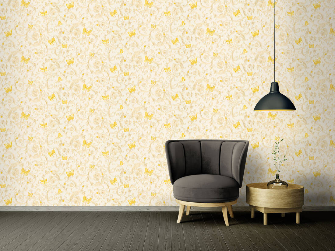 Classic Scrollwork Damask Butterflies Textured Wallpaper in Cream/Gold