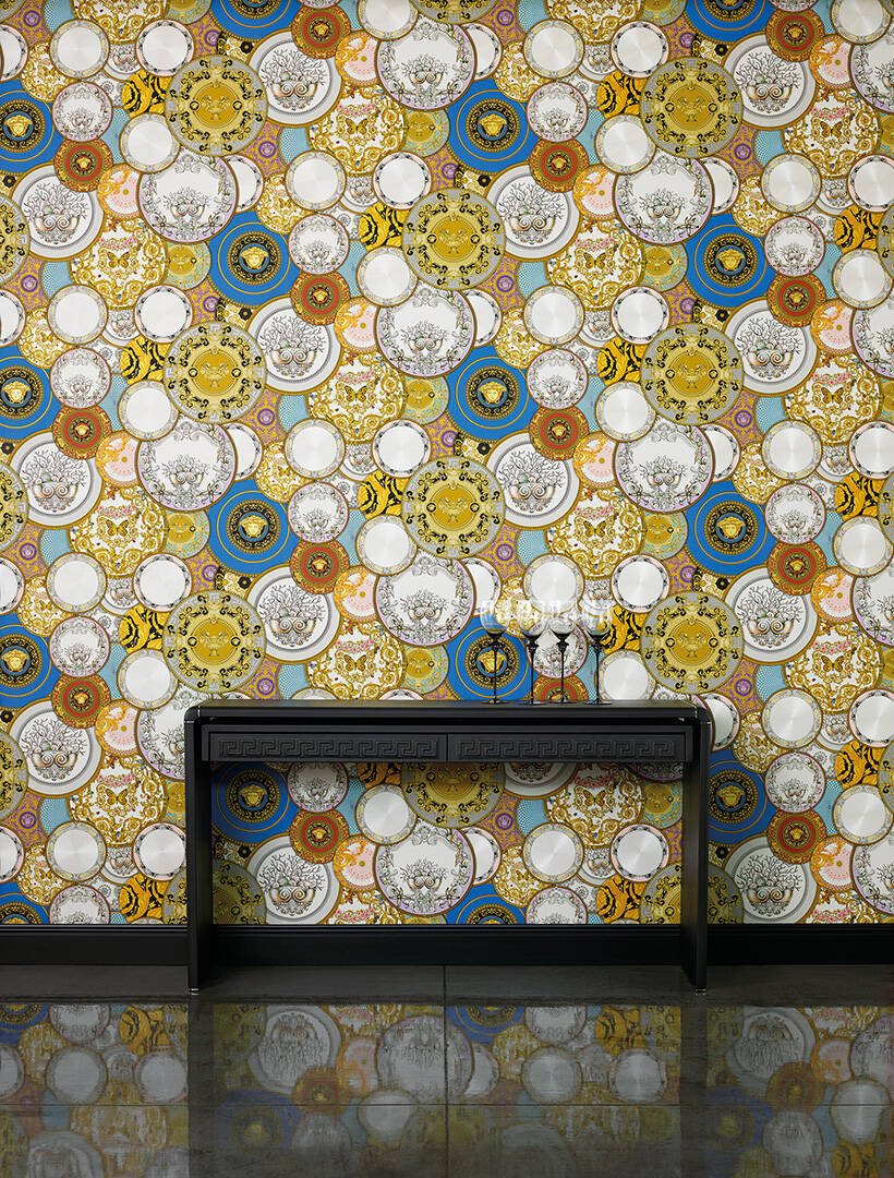 Les Etoiles De La Mer Textured Wallpaper in Multi