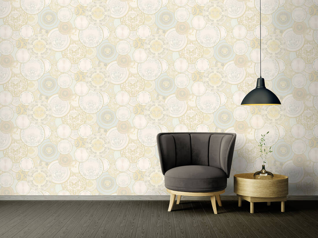 Les Etoiles De La Mer Textured Wallpaper in Cream/Metallic