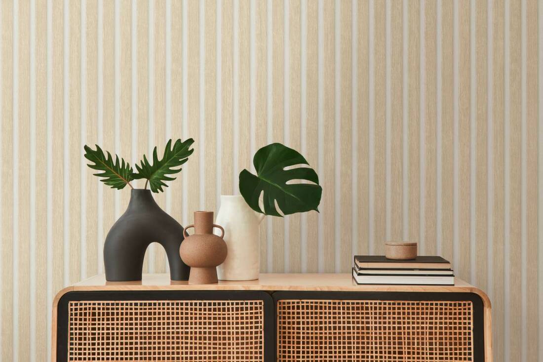 Wood Stripes Wallpaper in Beige/Cream/White