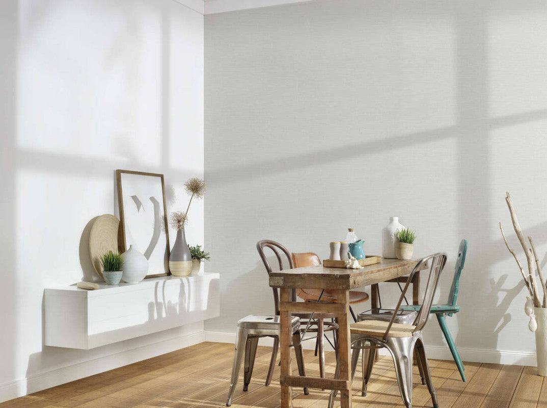 Textile-Look Light Texture Wallpaper in Soft Grey