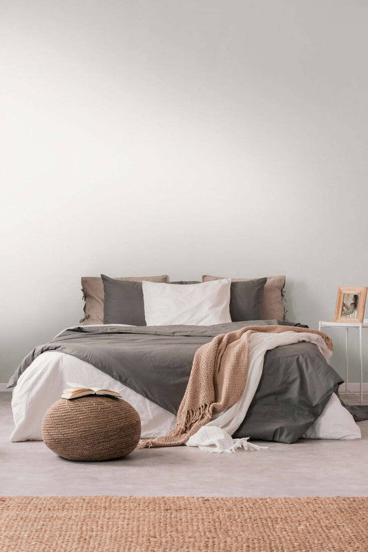 Solid Light Texture Plain Wallpaper in Cream