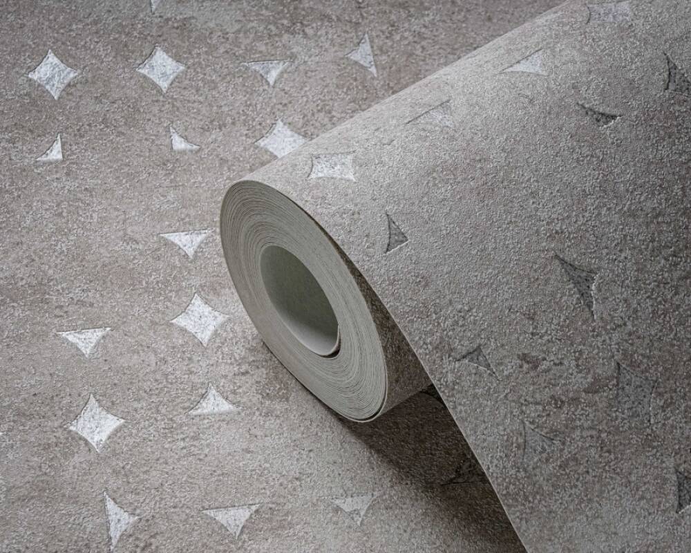 Geo Shapes & Accents Distressed Wallpaper in Beige/Silver