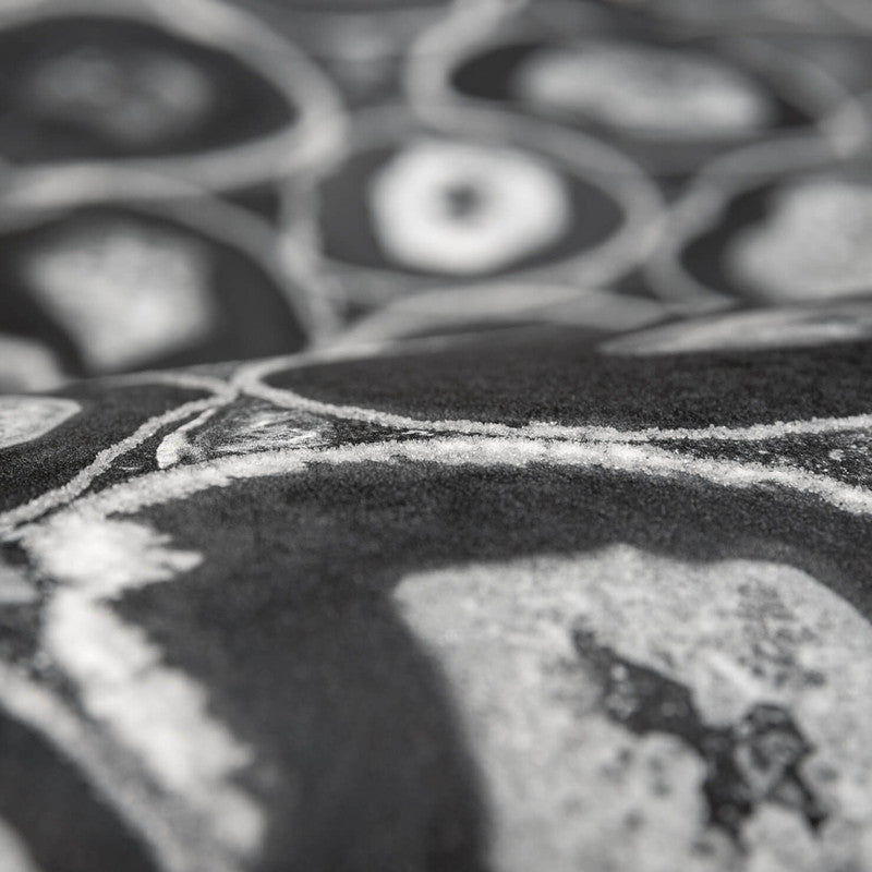 Filo Agate Wallpaper in Black Pepper