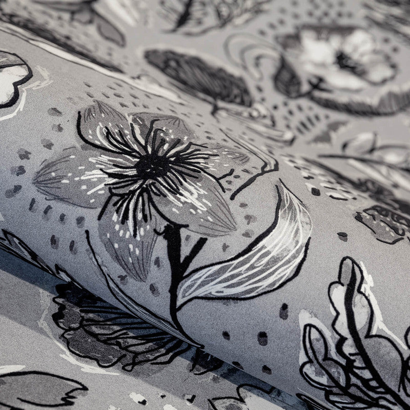 Felice Wild Garden Wallpaper in Black Cumin