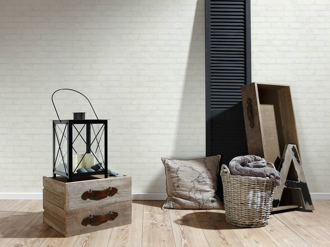 Cottage Brick Wallpaper in White/Metallic