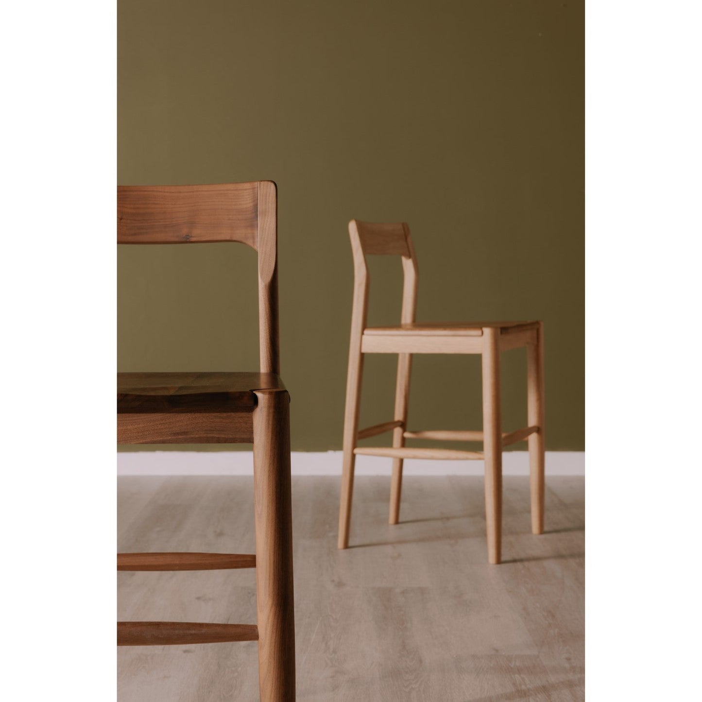 Owing Counter Stool By Moe's Home Collection Mhc Bc 1124 02 20