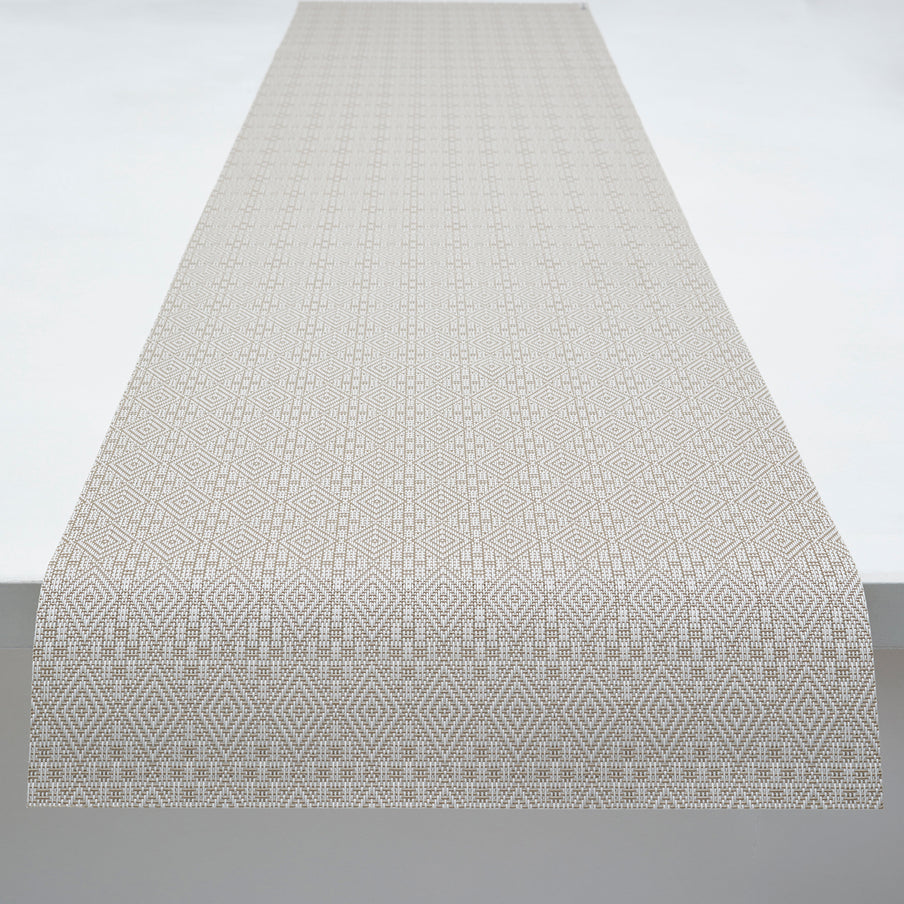 Boxwood Table Runner Martha Stewart Chw 100922 001 3