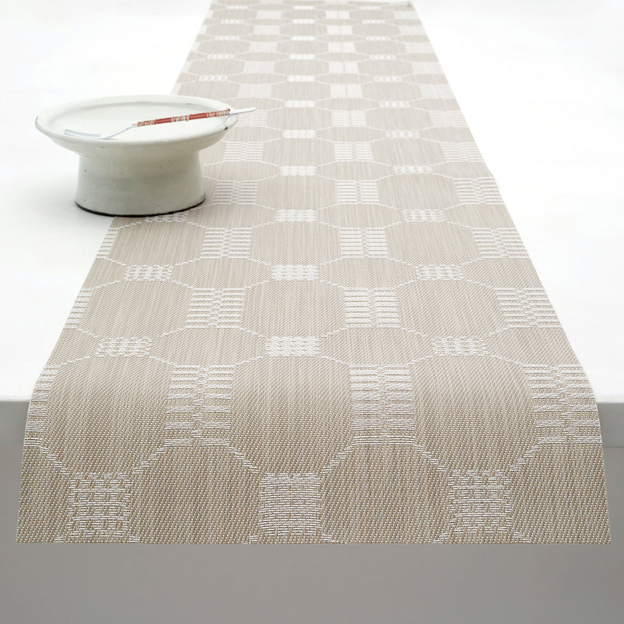 Coverlet Table Runner Martha Stewart Chw 100923 001 8