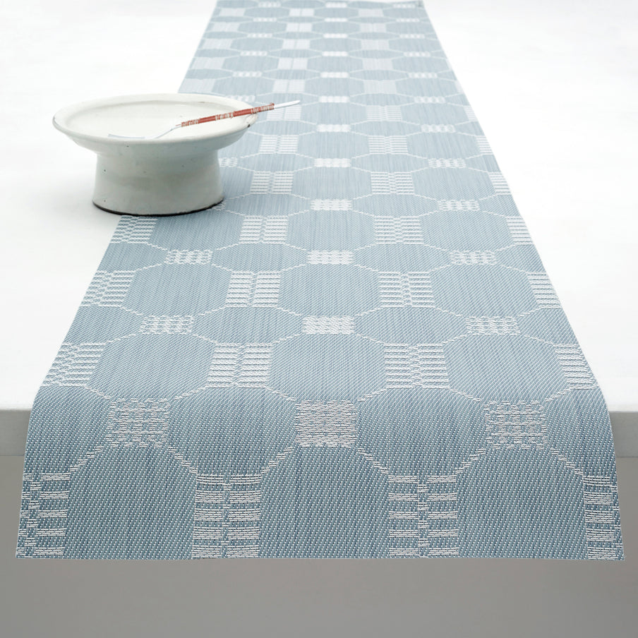 Coverlet Table Runner Martha Stewart Chw 100923 001 9