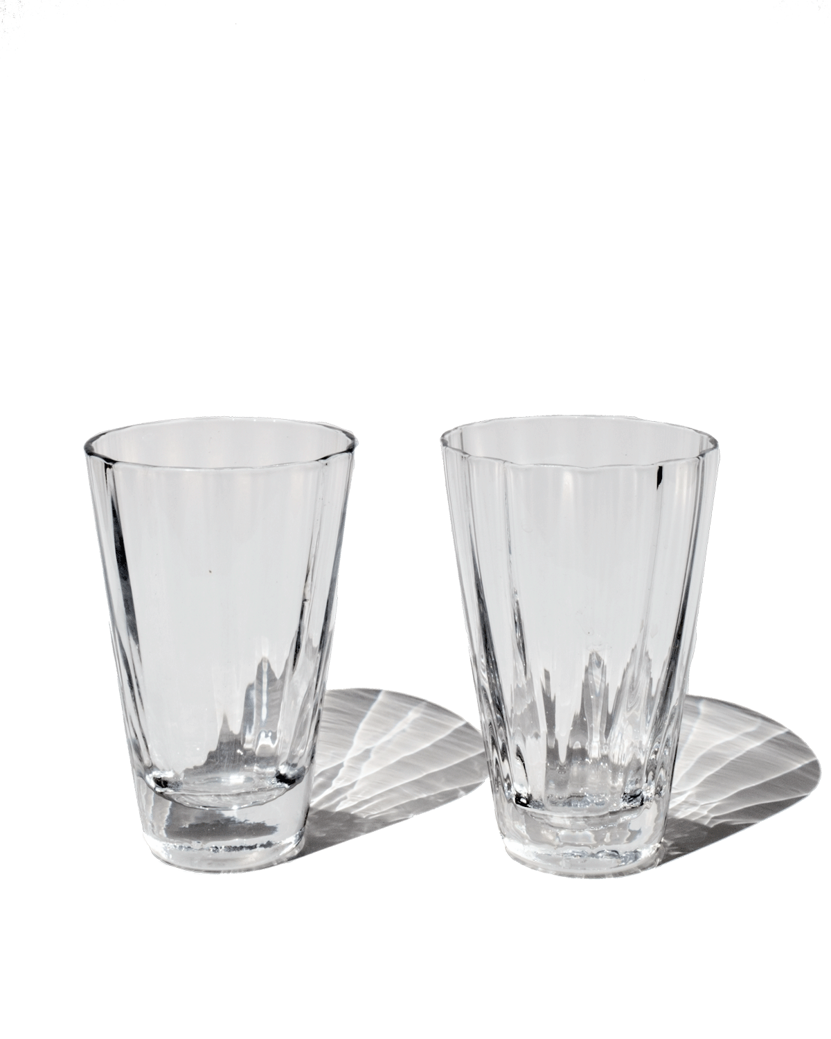 Yuka Groove Glass Set In Clear By Oyoy 1