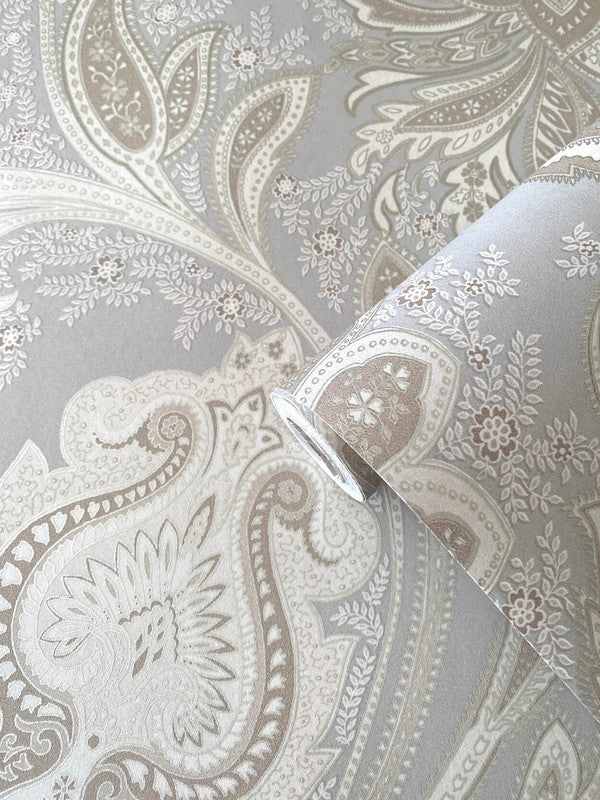 Paisley Wallpaper in Silver/Grey