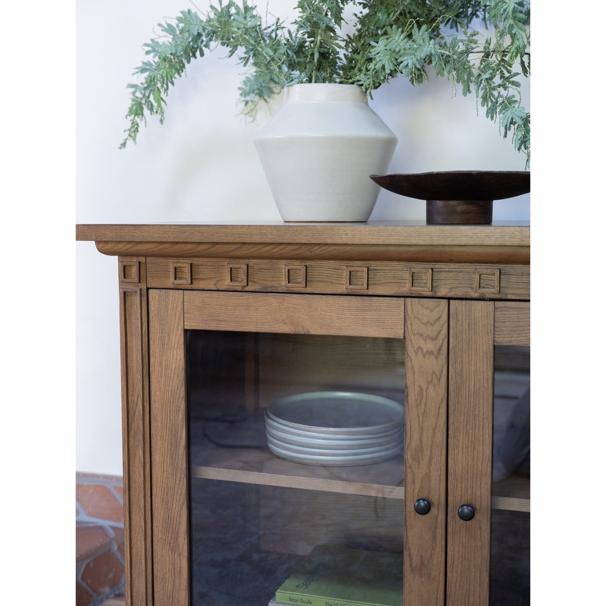 Lillian Sideboard Moes Home Collection Mhc Em 1017 03 4