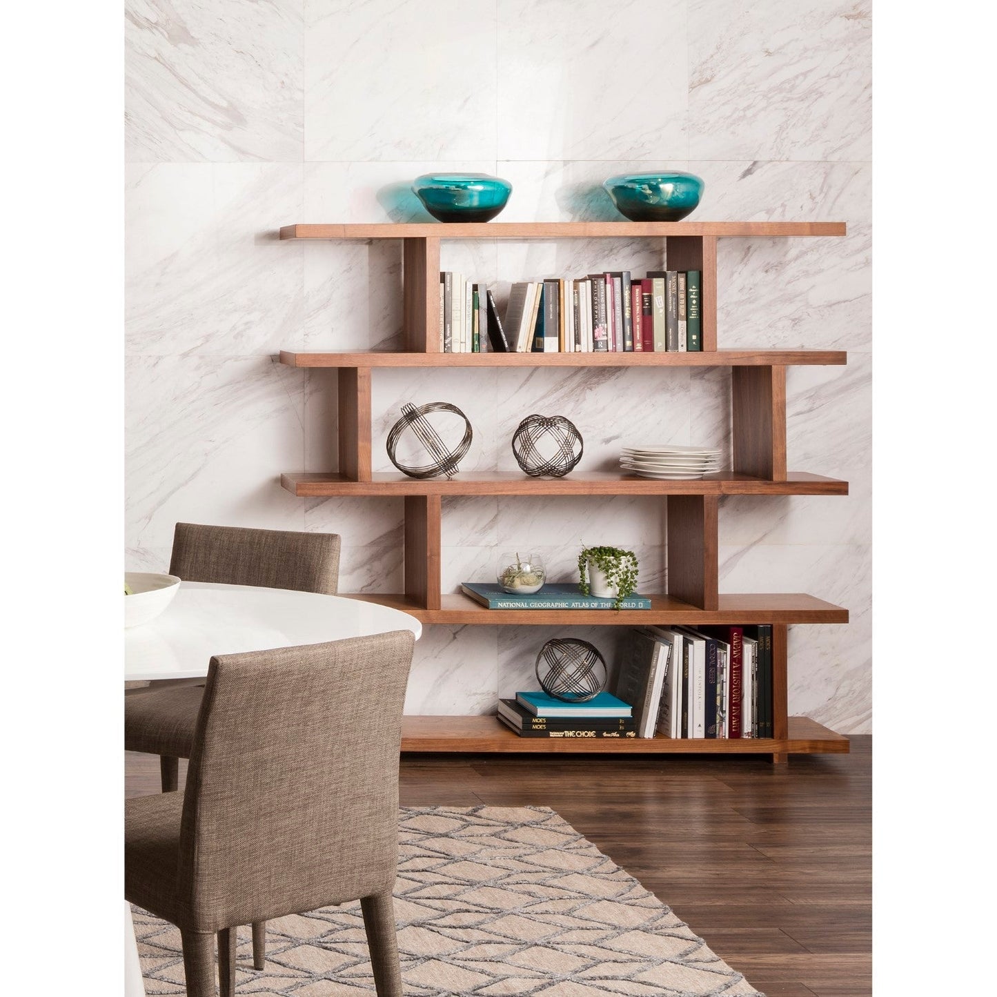 Miri Bookshelves 22