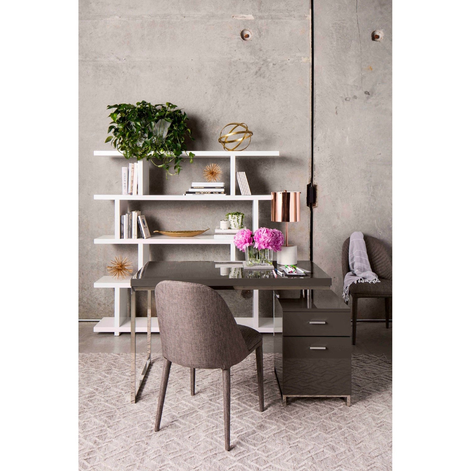 Miri Bookshelves 24