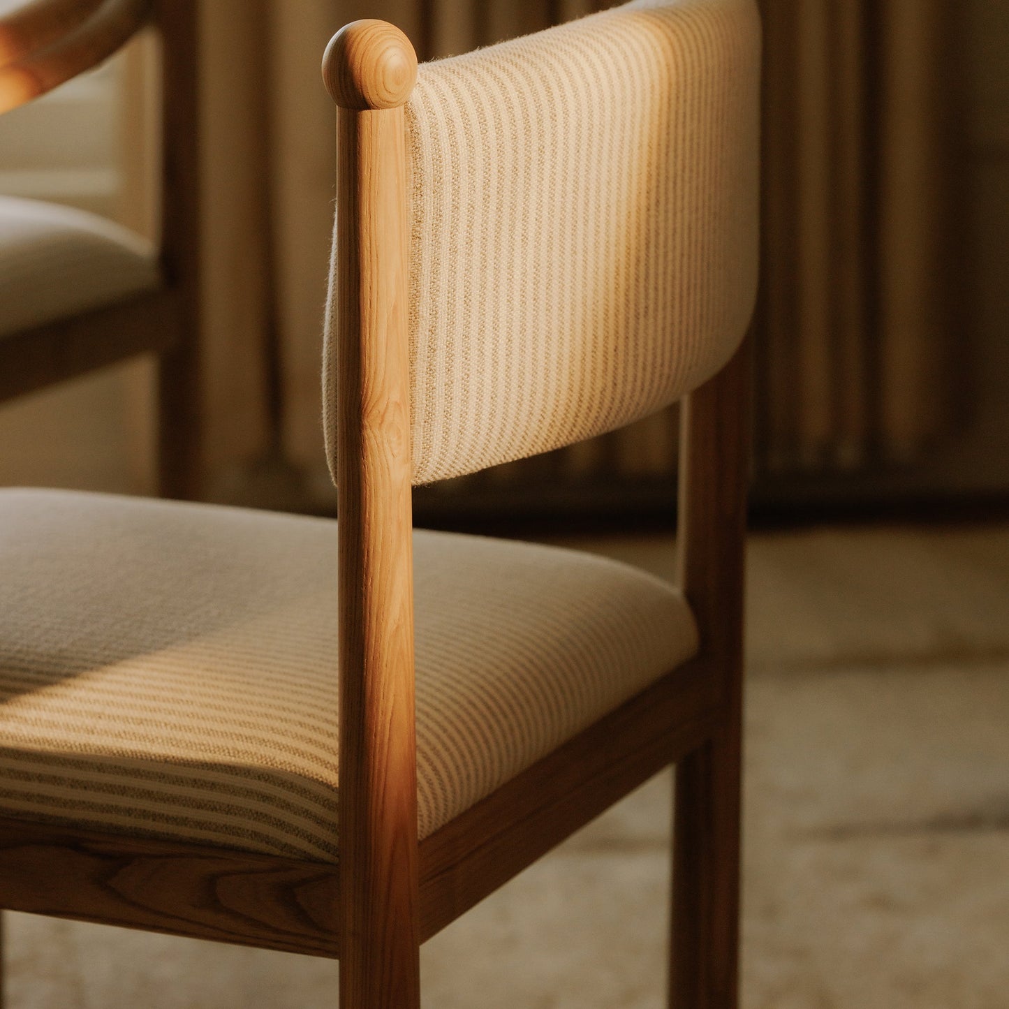 Villetta Dining Chair Set Of 2 Moes Home Collection Mhc Ew 1032 37 5