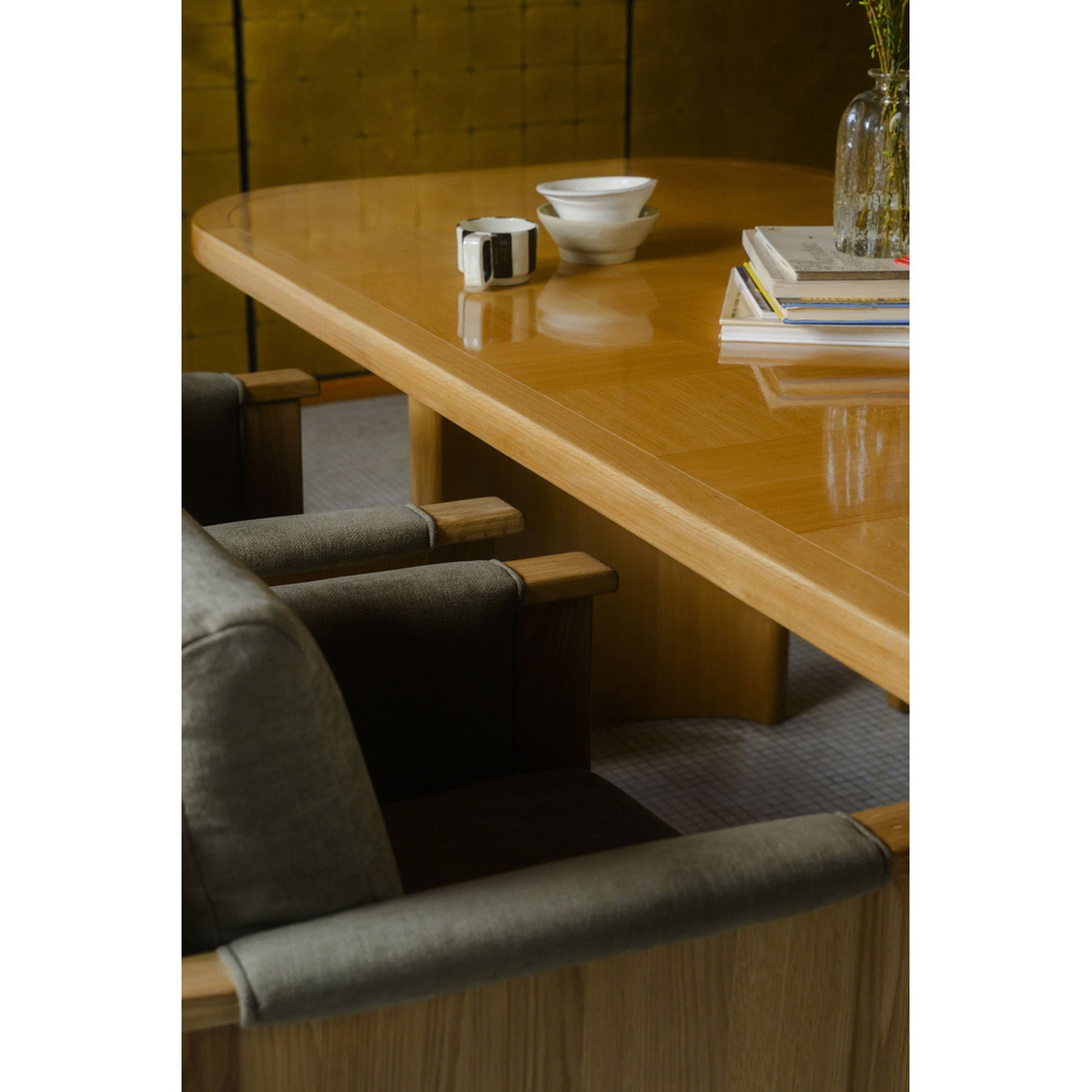 Mallory Dining Table Moes Home Collection Mhc Hn 1010 24 0 5