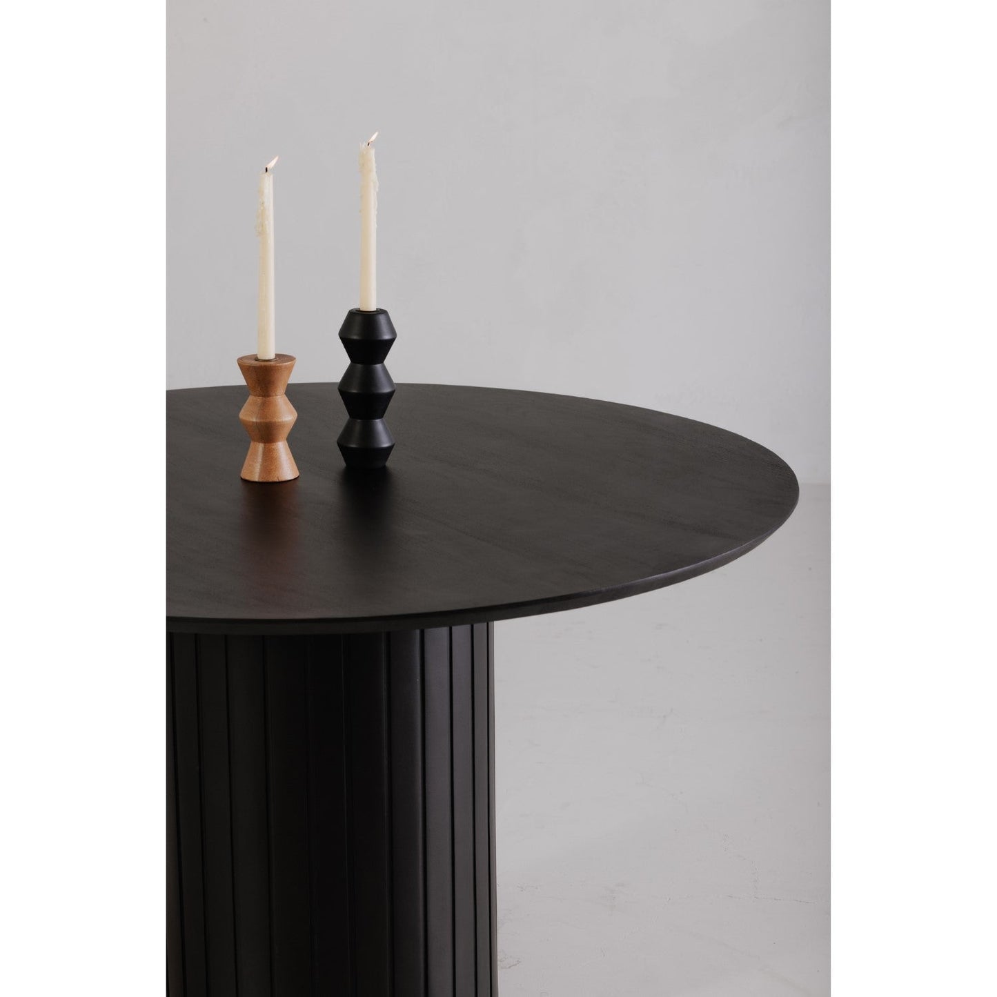 Povera Round Dining Table 5