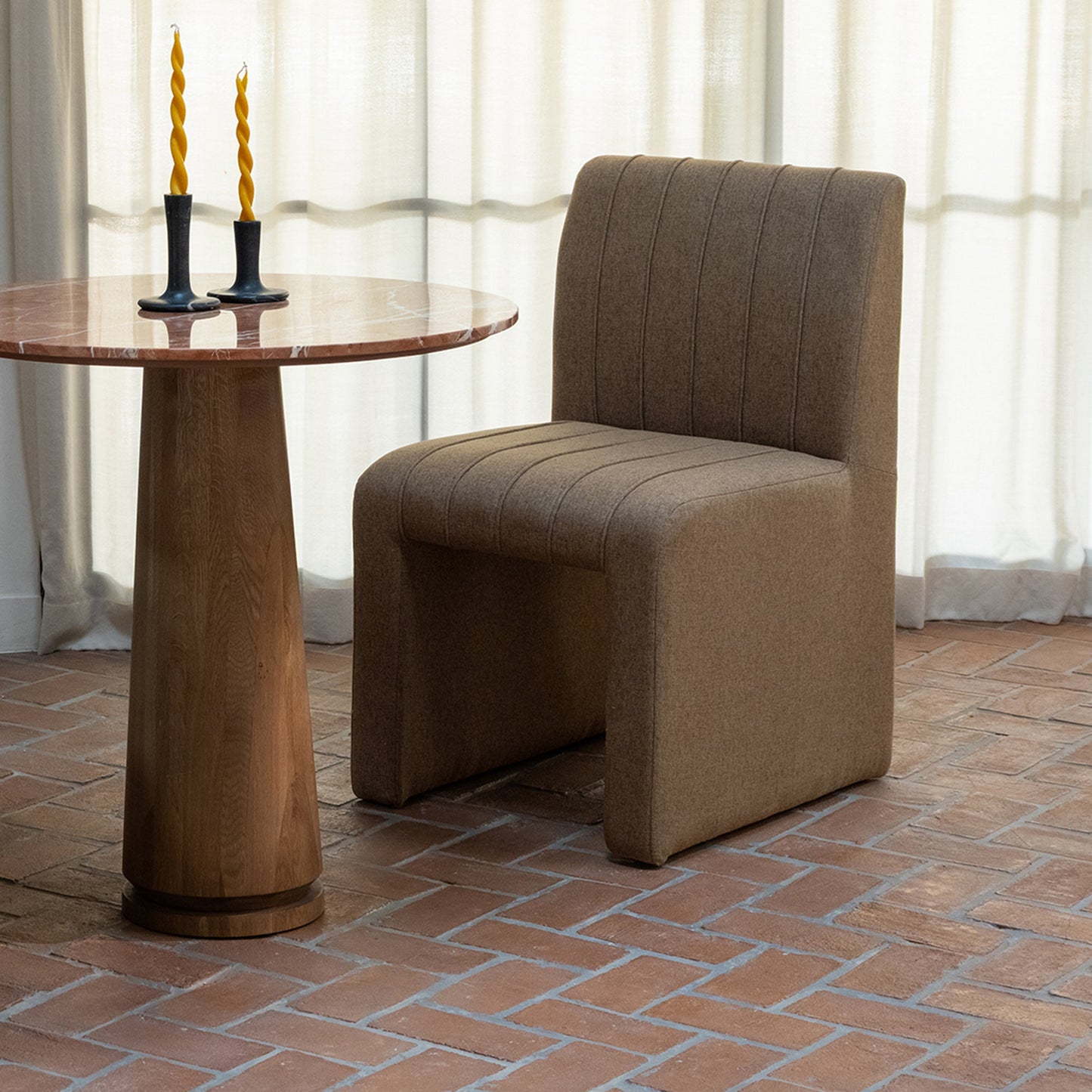 Sage Cafe Table Moes Home Collection Mhc Jd 1106 34 0 10