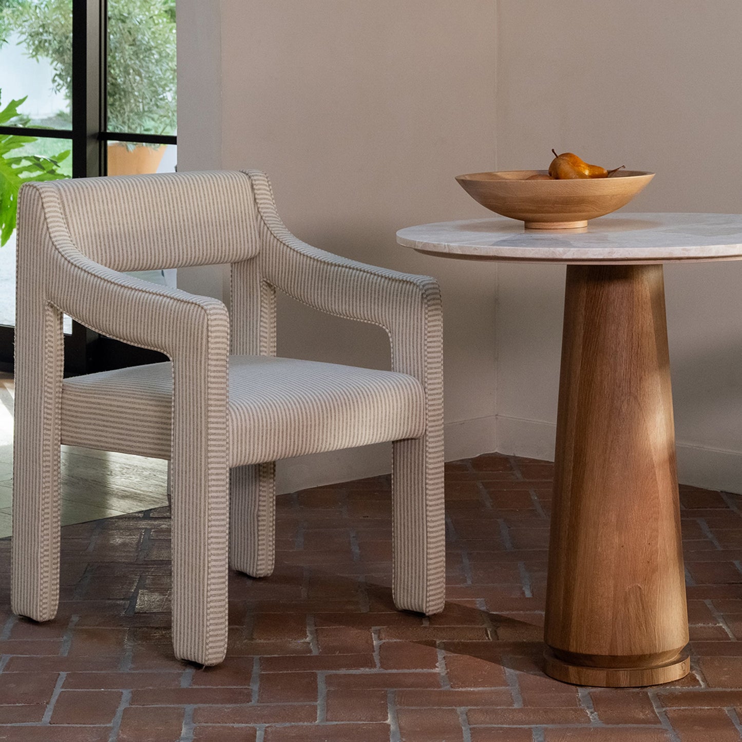 Sage Cafe Table Moes Home Collection Mhc Jd 1106 34 0 11