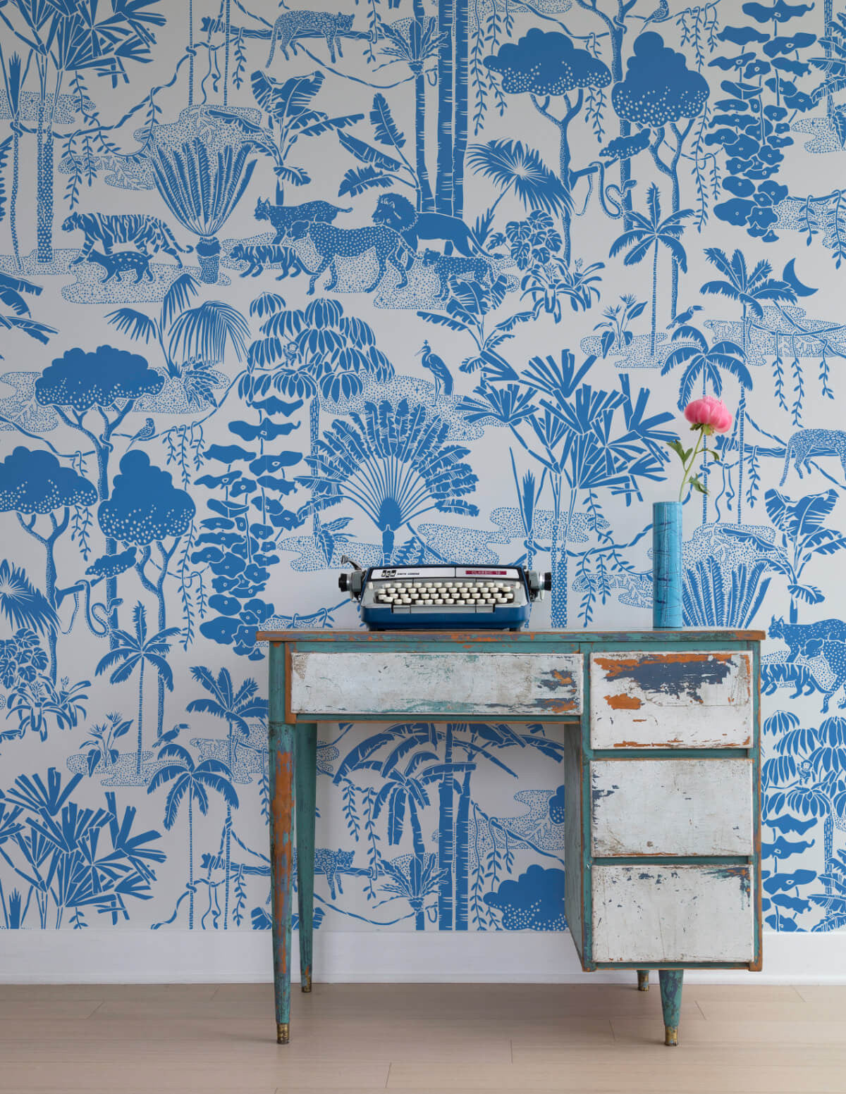 Sample Jungle Dream Wallpaper in Orinoco design by Aimee Wilder