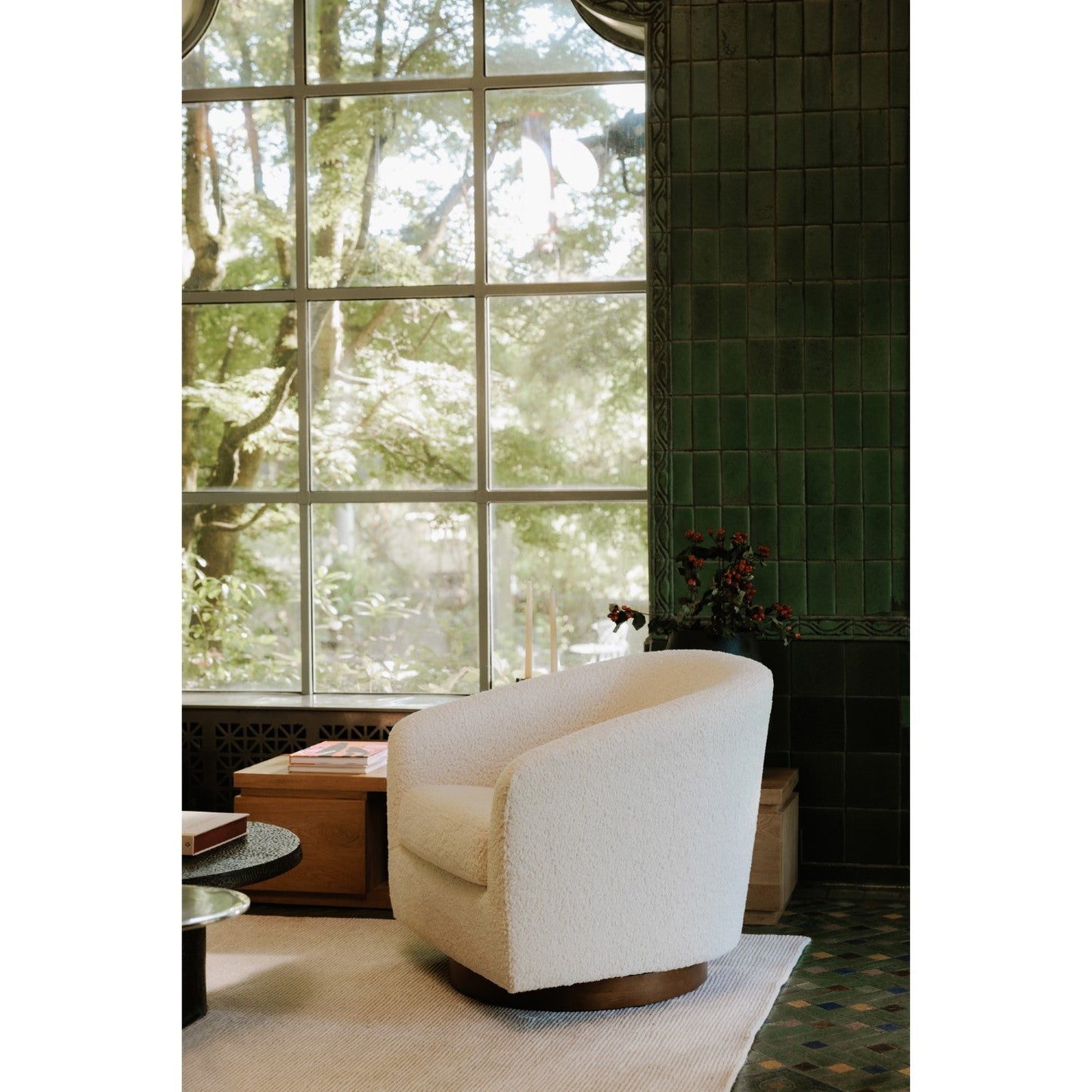 oscy swivel chair vegan by Moe's Home Collection mhc kq 1015 24 13