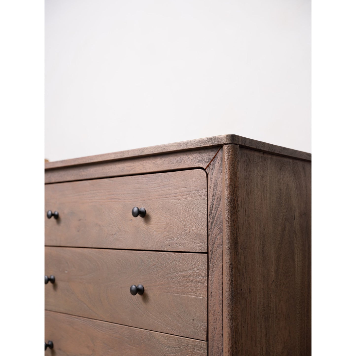 Mabel Dresser Moes Home Collection Mhc Lx 1086 20 6