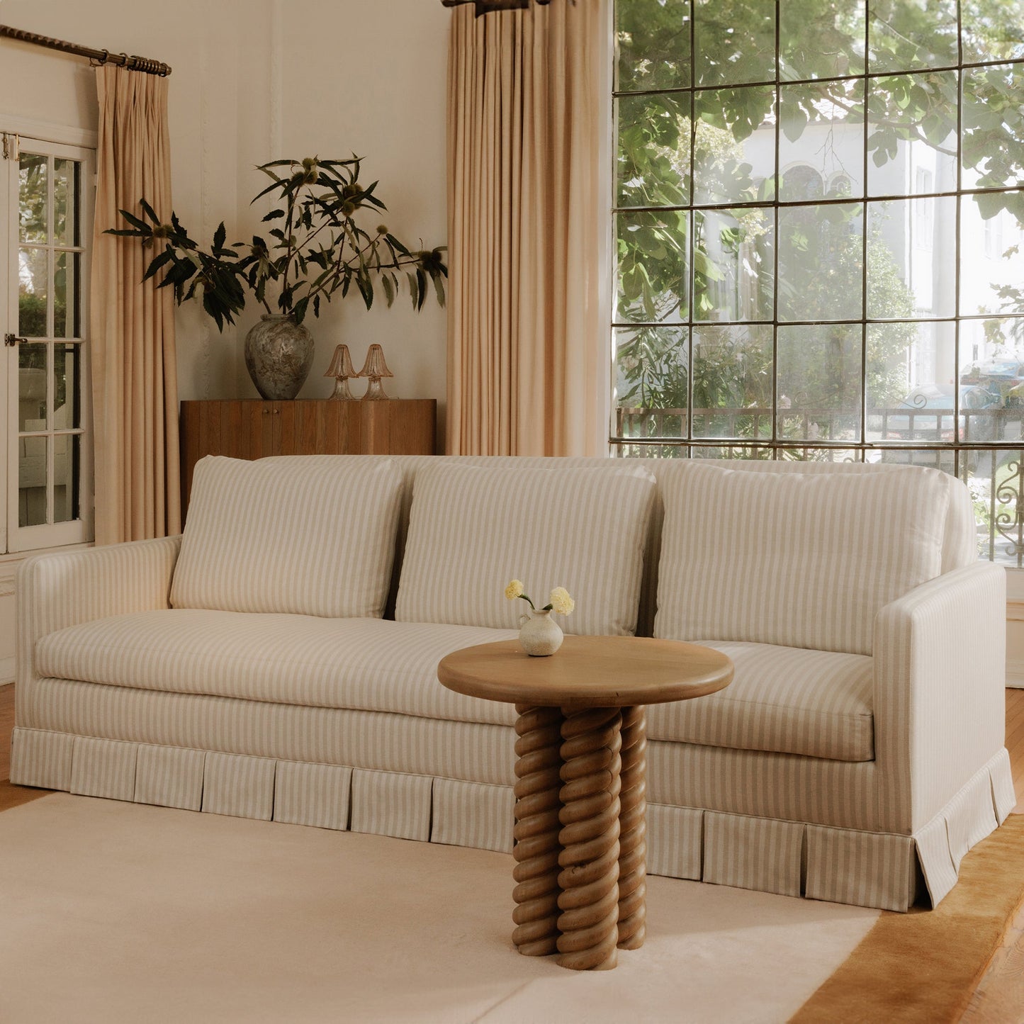 Pellicano Sofa Moes Home Collection Mhc Oa 1065 05 10