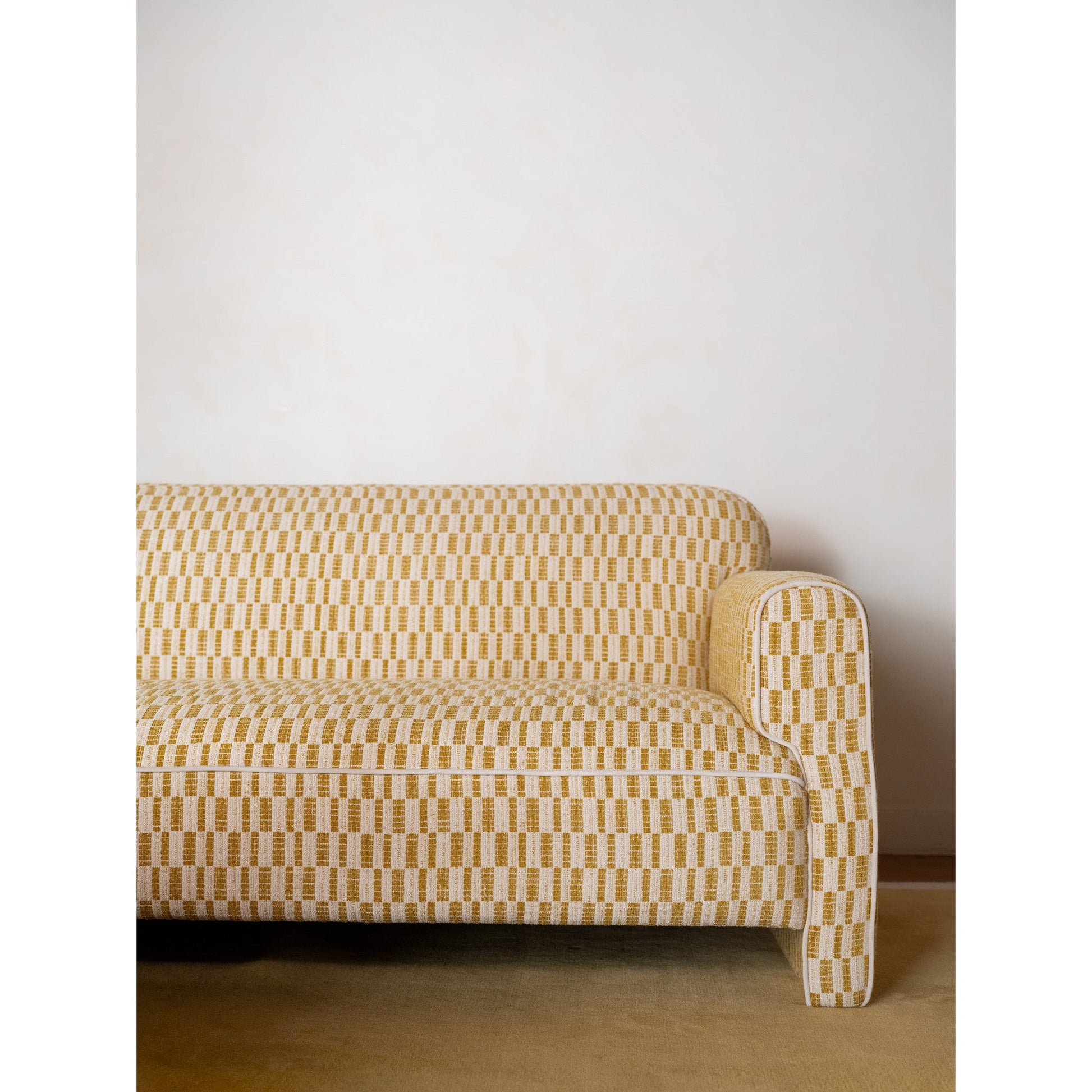 Leo Sofa Moes Home Collection Mhc Oa 1076 08 7