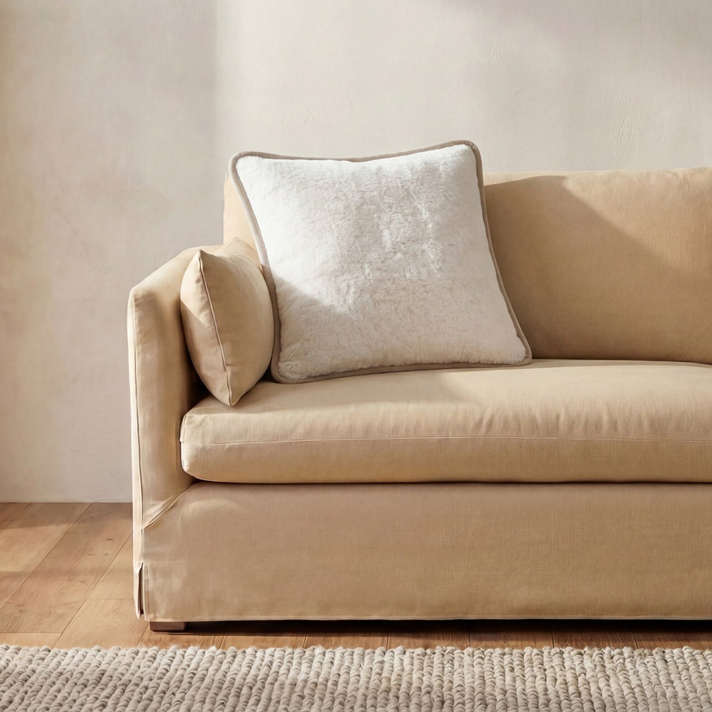 Carr Cushion Moes Home Collection Mhc Oa 1118 05 4