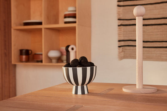 inka paper towel holder by oyoy l300295 2