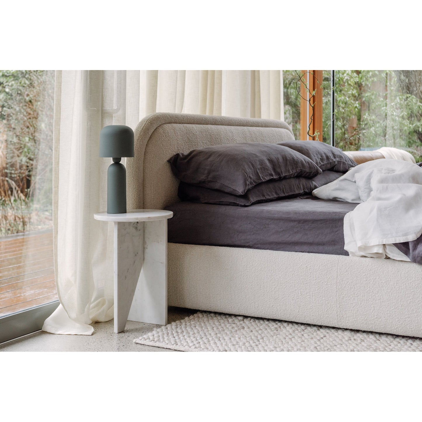 grace accent table by Moe's Home Collection mhc pj 1021 02 16