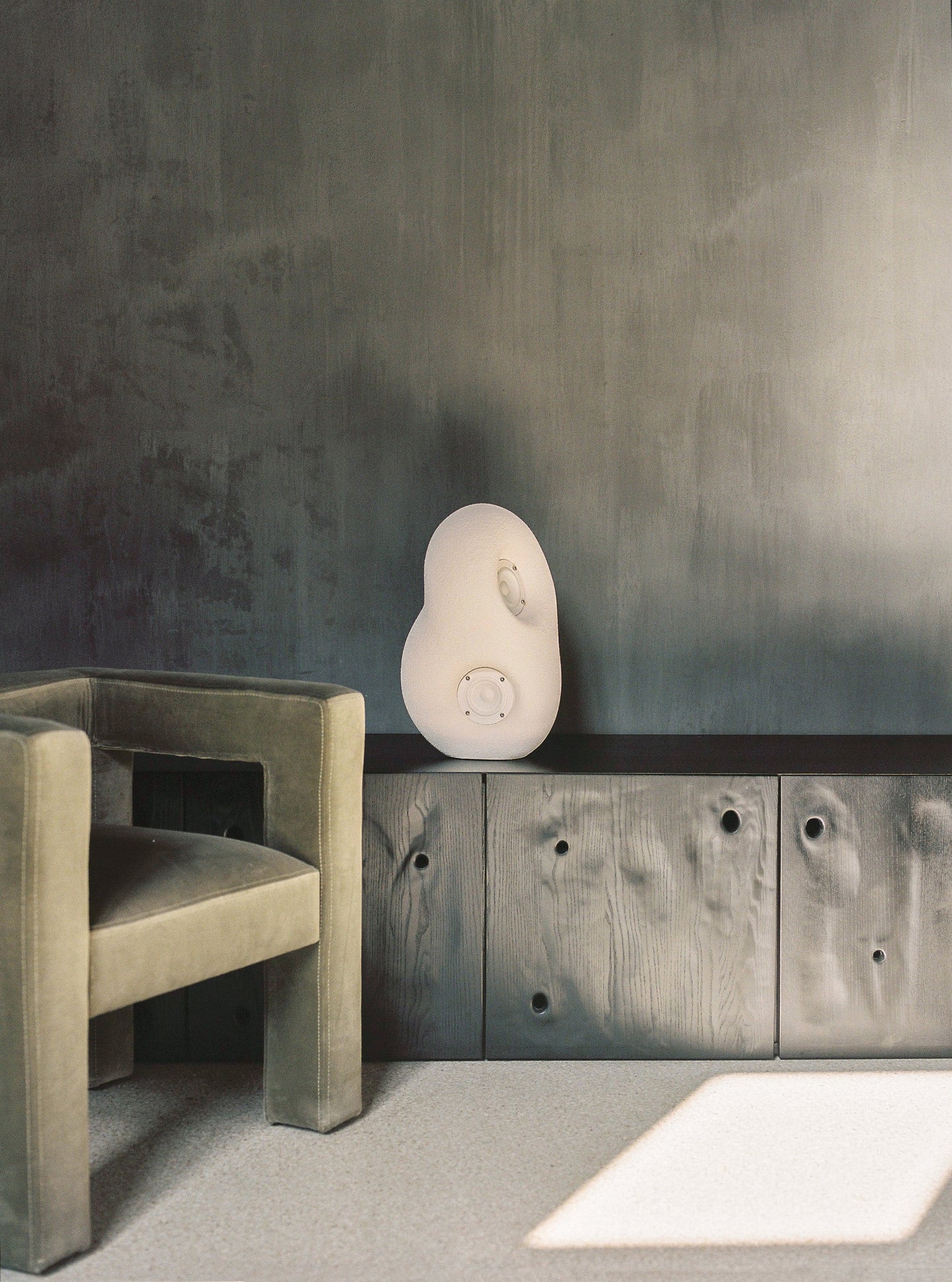 acoustic sculpture speaker by transparent 14